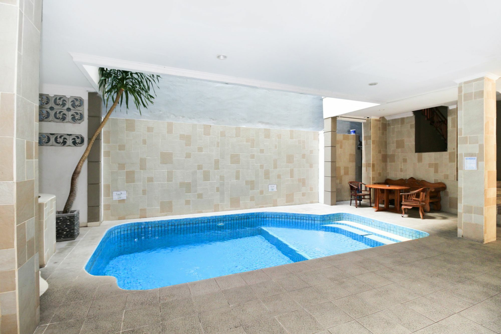 Airy Kartika Plaza Gang Melati 1 Bali Hotell Kuta Lombok Exteriör bild